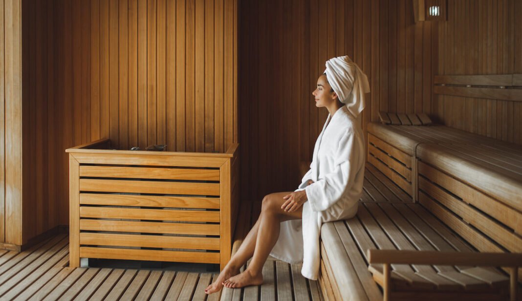 What is 'contrast bathing' and why is it good for you?

