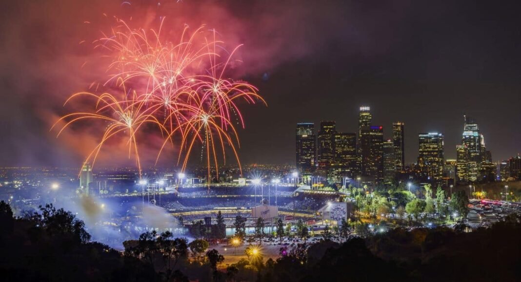 los angeles New Year's Eve 2025: Best Places & Parties