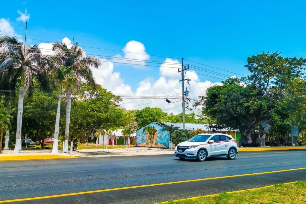 Local Officials Step In to Protect Tourists From Cancun’s Taxi Scams