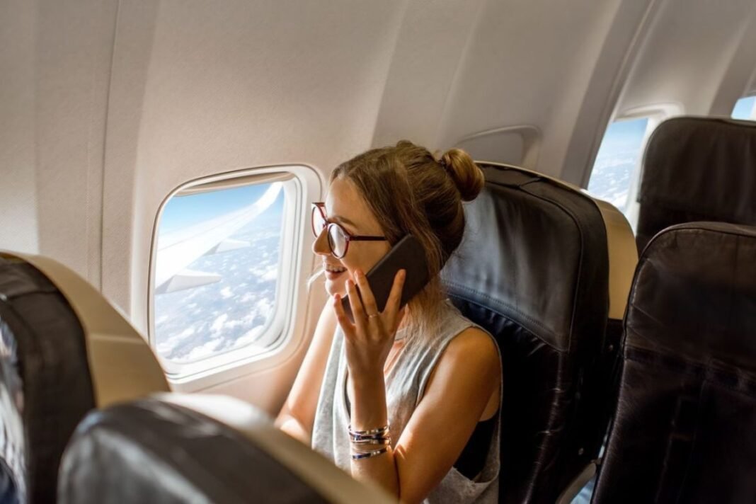 This Major Airline Is First To Allow Phone Calls on Flights
